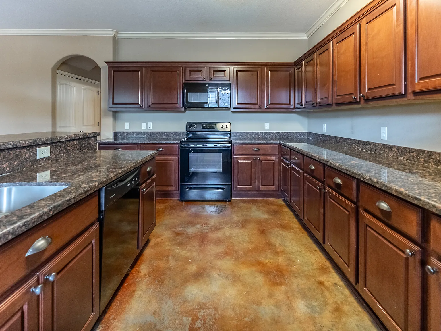 4 bed, 1778 sqft, $2,350 — Photo 3