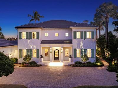 70 Lighthouse Point Dr, Longboat Key, FL, 34228