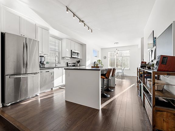 4th image of 18681 68th Ave #17
