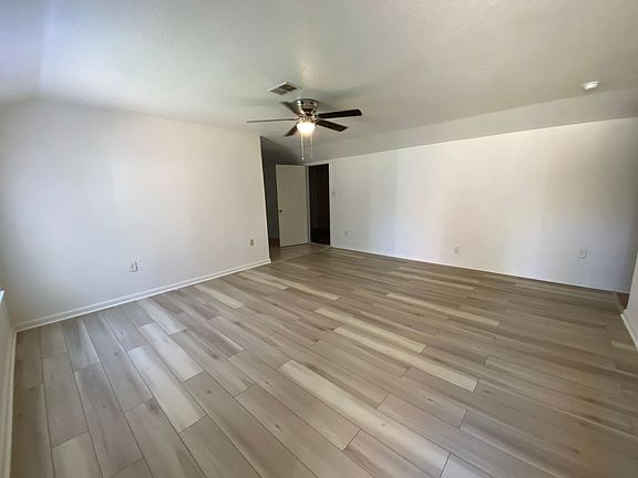 3rd image of 1723 W Matthews Ave APT D