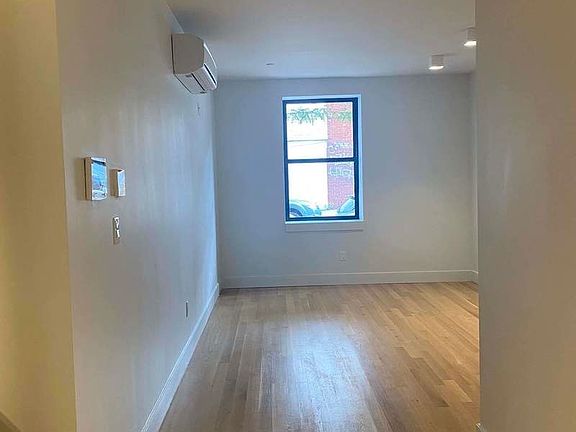 5th image of 287 Powers St #4-1