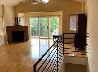 6133 S Ellis Ave #3, Chicago, IL 60637