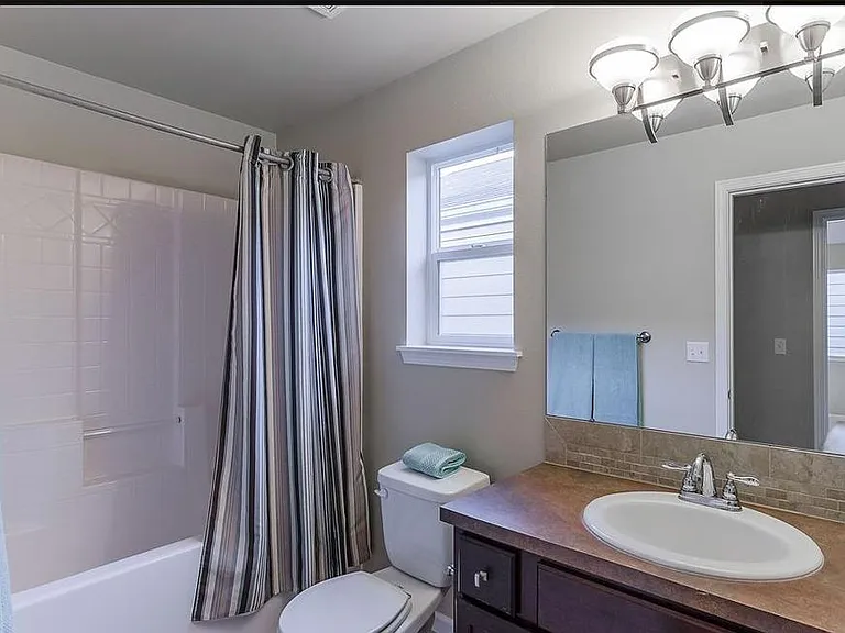 4443 Fairweather St NE — Photo 17