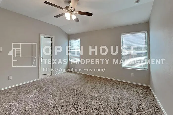 804 Lovebug Ln — Photo 7