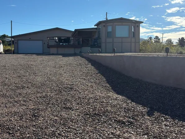 305 Boat Dock Dr, Conchas Dam, NM 88416