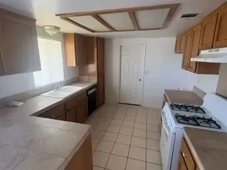 15286 Del Norte Dr — Photo 10