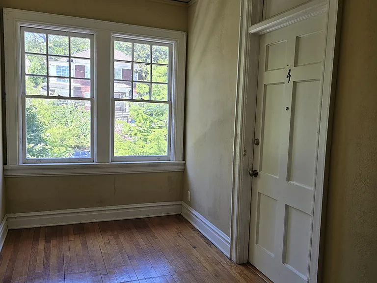 787 Penn Ave NE #4 — Photo 4