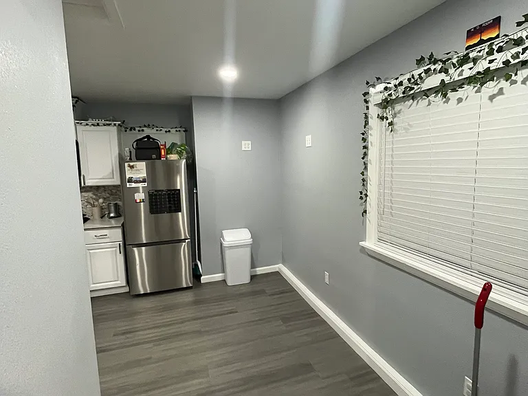 2241 Aspenwood Dr #1 — Photo 3