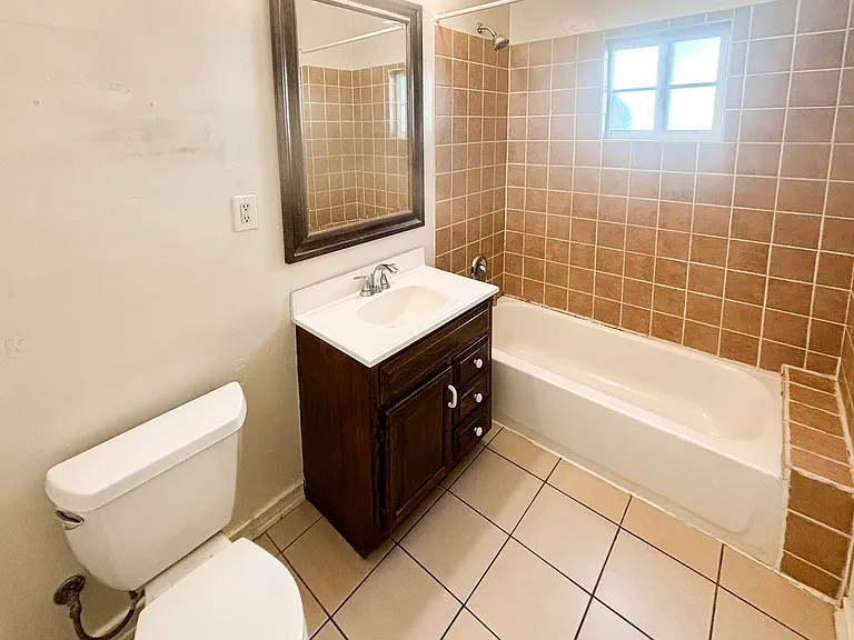 2055 Kettner Blvd — Photo 14