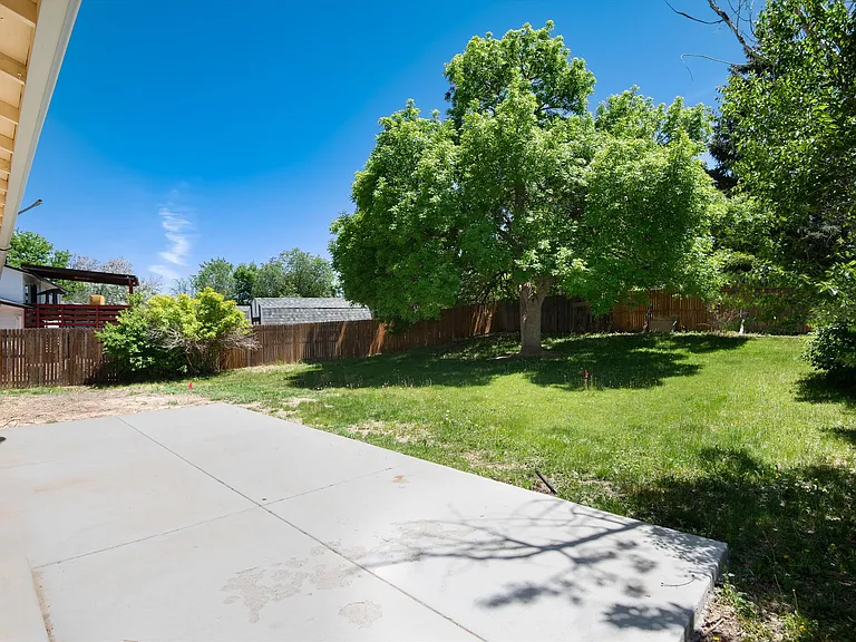 16176 E Bates Dr — Photo 33