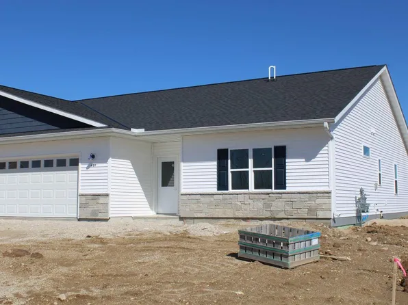 920 Drumlin DRIVE Unit 2, Kewaskum, WI 53040