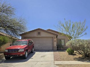 7184 S Oakbank Dr, Tucson, AZ 85757