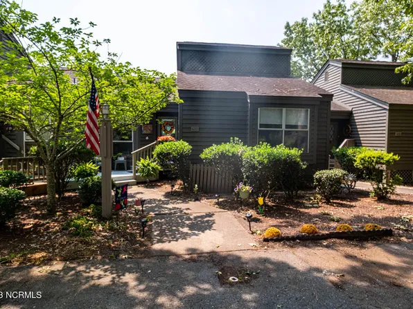 7502 Windward Drive, New Bern, NC 28560