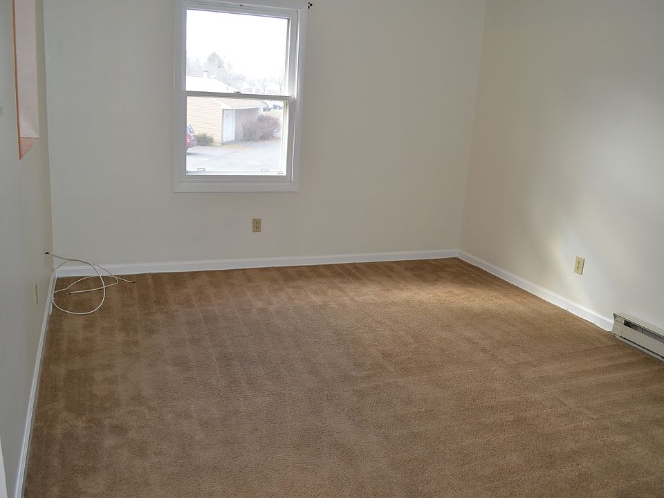 2nd image of 1 Pine Park Ter #B