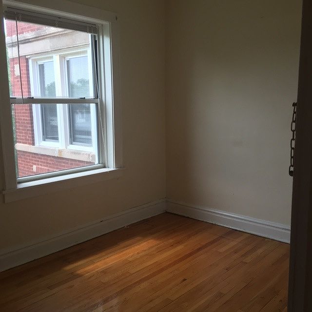 1st image of 1514 S Albany Ave APT 1