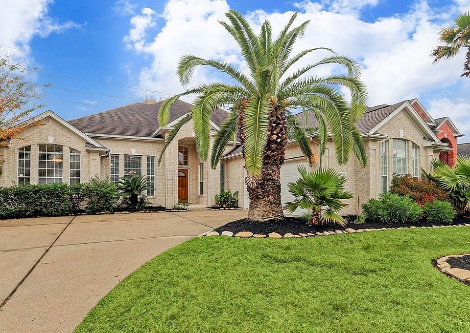 1st image of 10123 Sand Dollar Dr