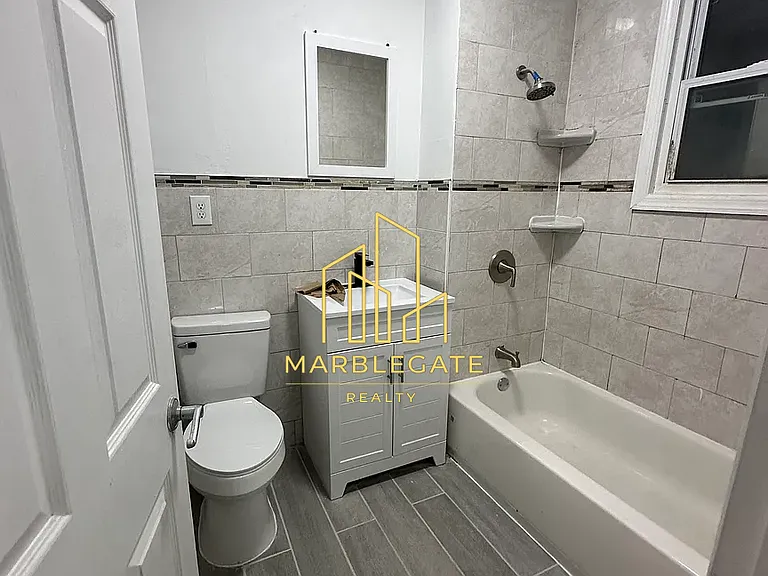 71 S 9th St #11 — Photo 14