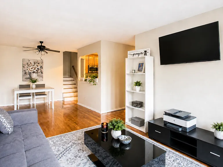 7260 Bergen Ct #3 — Photo 2