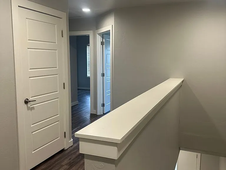 732 SW 14th St #14 — Photo 9
