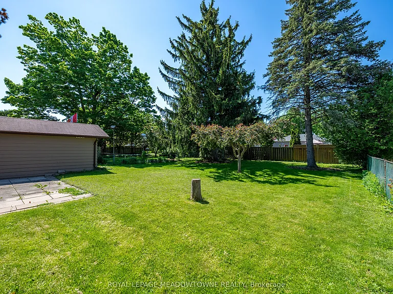 20 Delrex Blvd — Photo 35