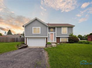 513 Bay River Ct, Maumee, OH 43537