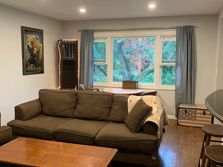 3 N Hill Ln #1 — Photo 5