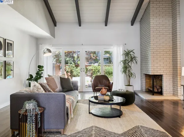 1501 Alameda Ave, Alameda, CA 94501