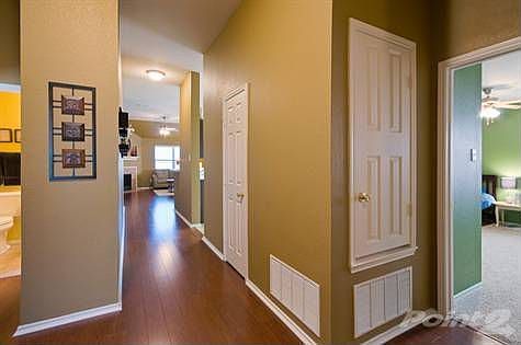 2nd image of 4801 Carrotwood Dr