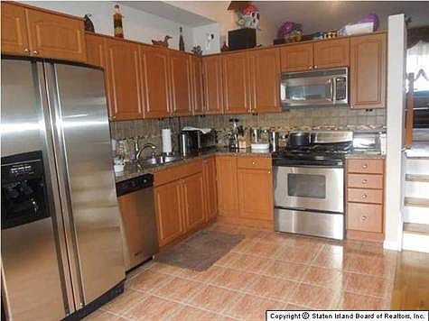 2nd image of 52 Cranberry Ct