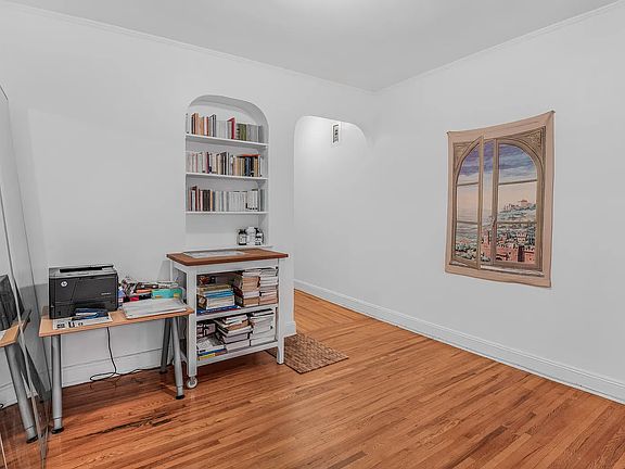 4th image of 41-12 41st St #6K