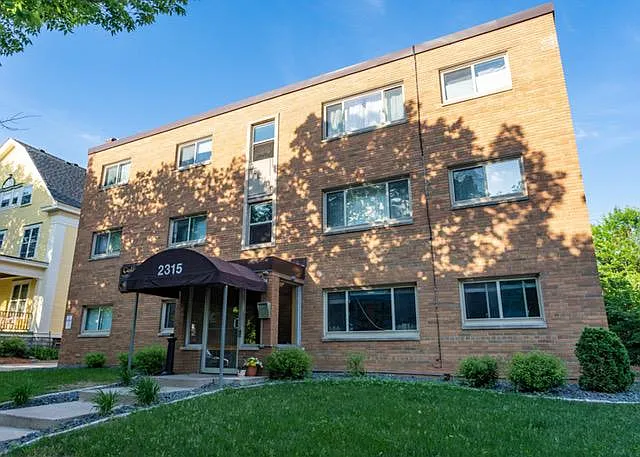 2315 Colfax Ave S #14