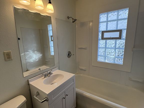 3rd image of 3812 W Mount Vernon Ave #3812