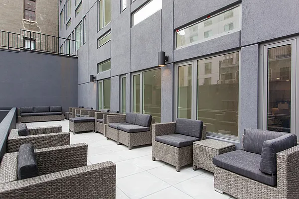 Rented by Halstead Real Estate | media 29