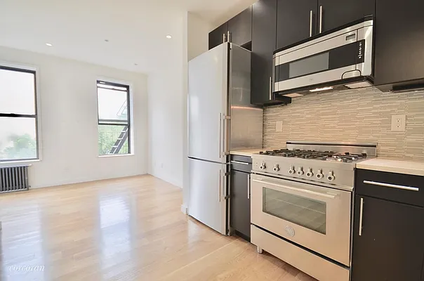 Rented by Corcoran | media 17