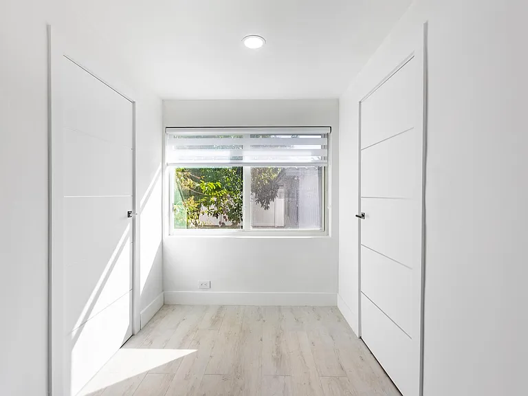 440 SW 21st Rd — Photo 1