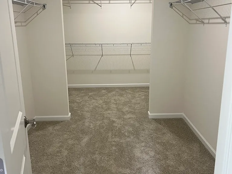 929 Preserve Ct — Photo 18