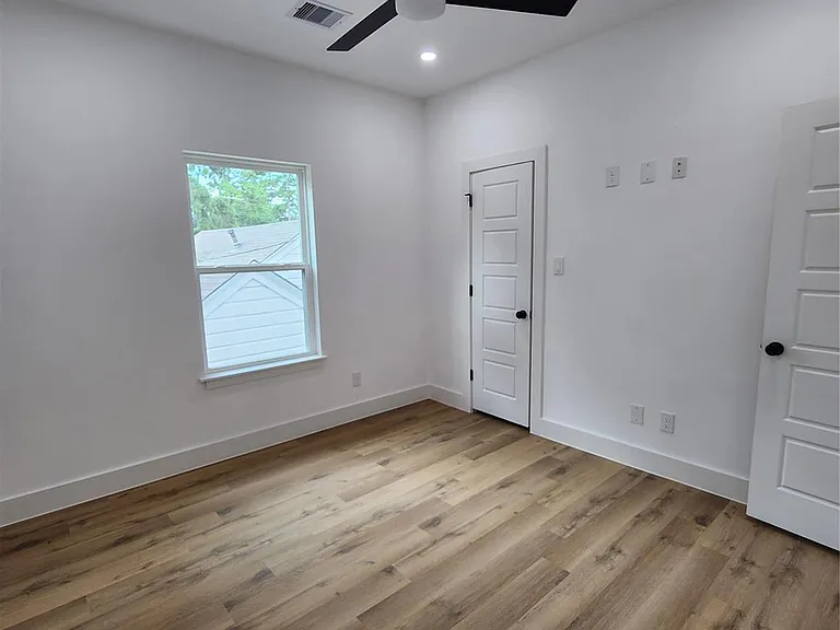 316 S Sandra St #A — Photo 21