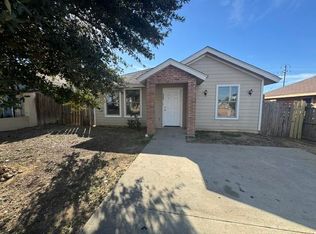 2209 Los Pinos Dr, Laredo, TX 78046