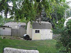 2nd image of 7533 Newport Ave