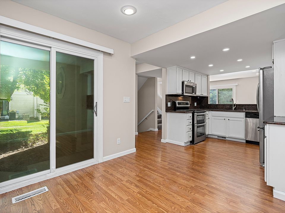 5666 Drake Hollow Dr E, photo 10