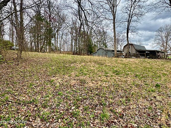 4th image of Bland Rd