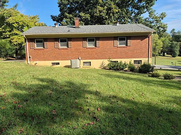 5th image of 212 Ogden Rd