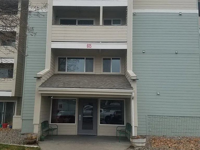 605 Umatilla Ave — Photo 1