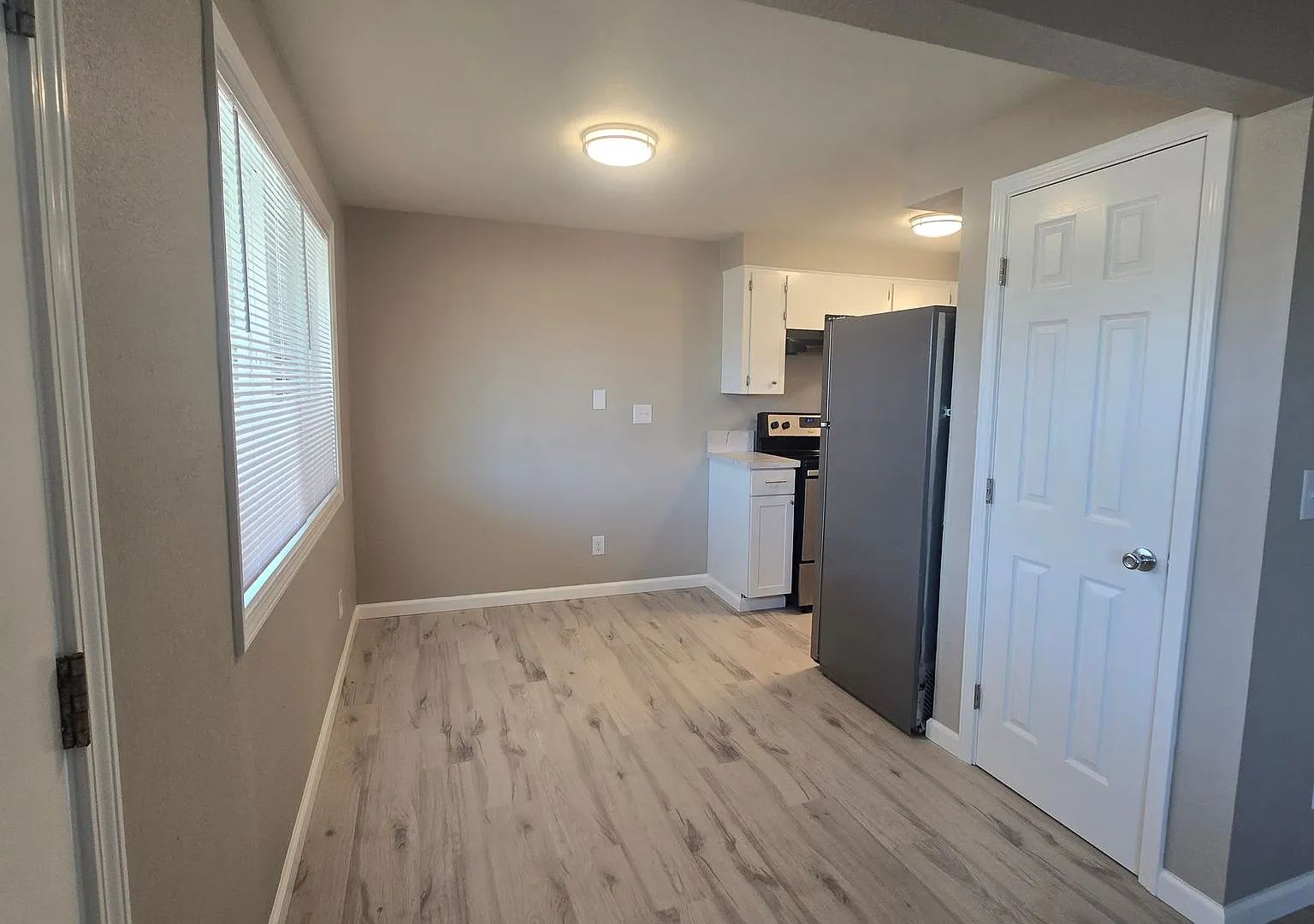 Garland Way Apartments — Photo 4