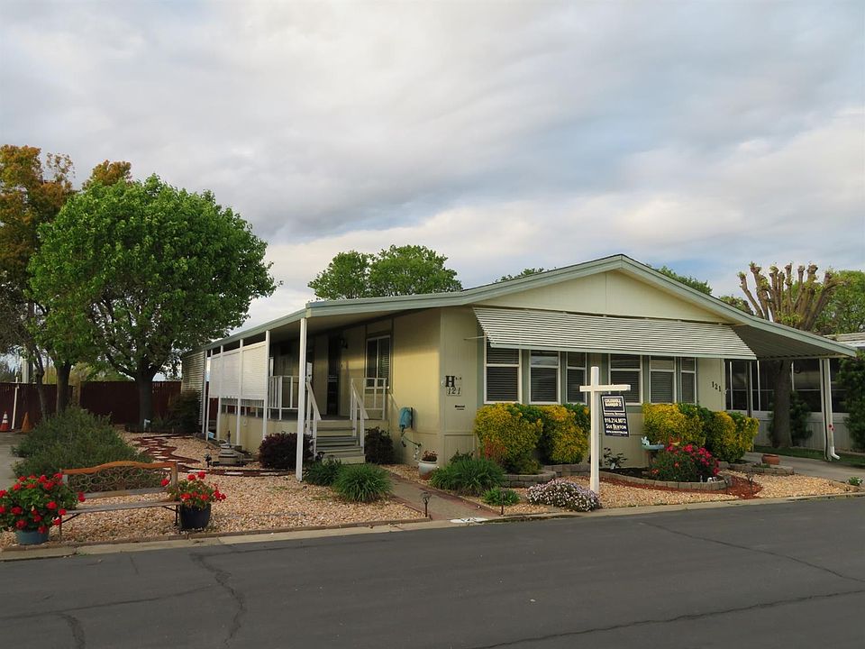1st image of 121 Elderbrook Ln #121