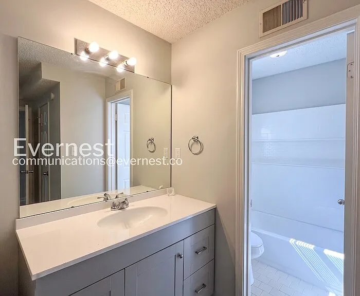 6420 Forestgate Rd — Photo 15