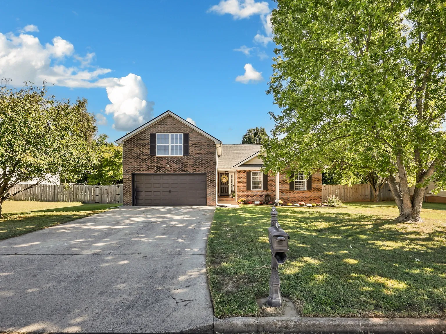 3 bed, 1778 sqft, $1,995 — Photo 3