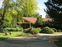 1st image of 805 W Country Club Blvd