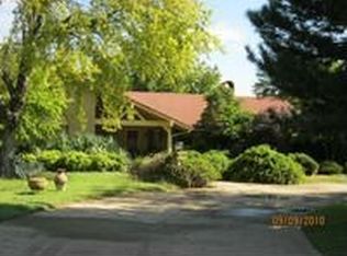 805 W Country Club Blvd, Elk City, OK 73644