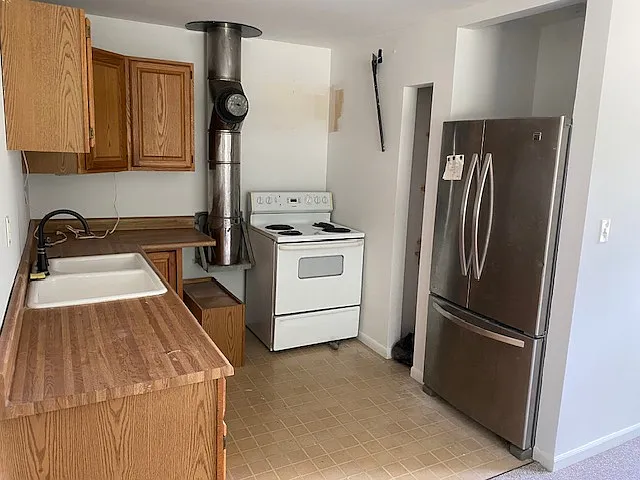 4200 W Liberty Rd #2 — Photo 3